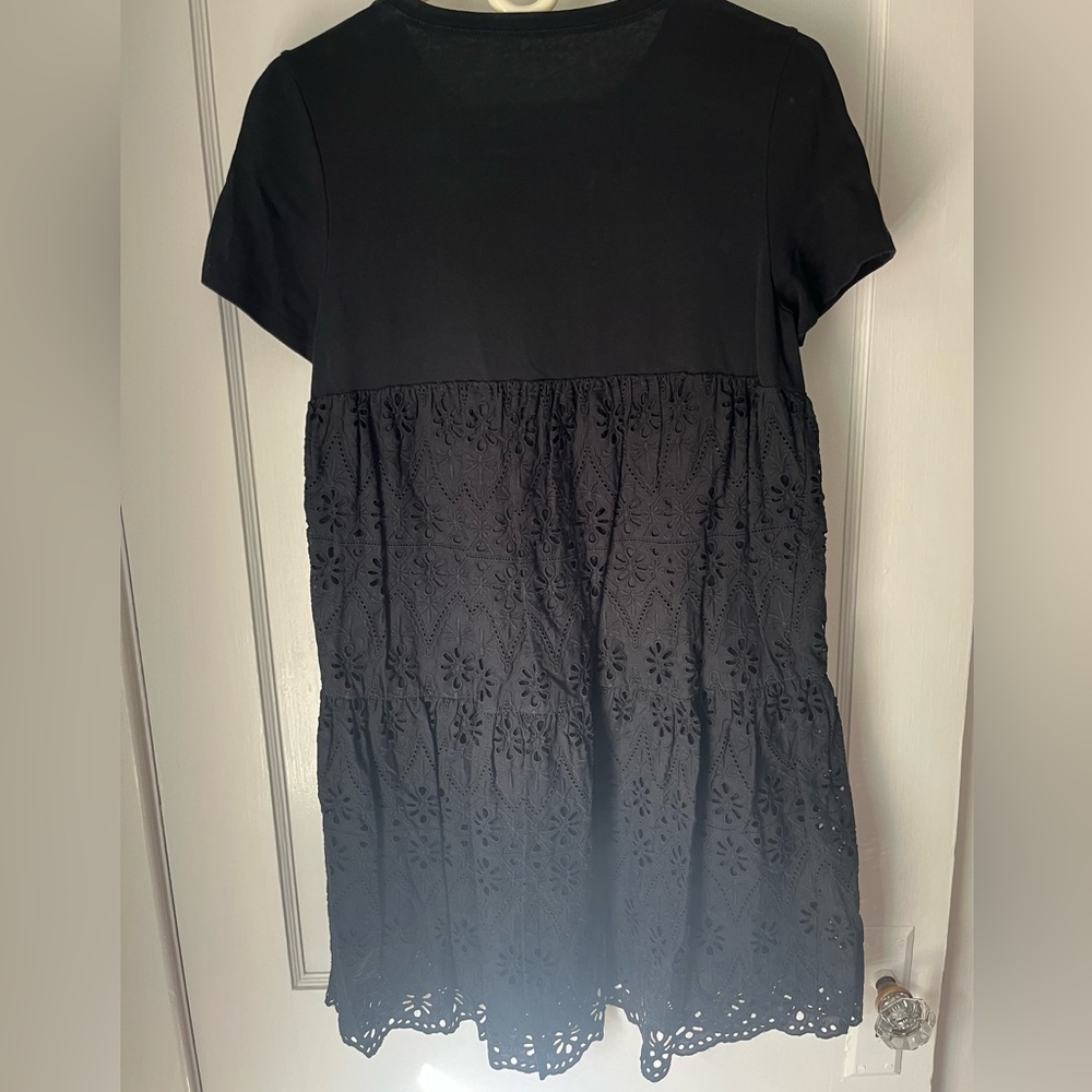 Kate Spade cotton and eyelet ruffled black dress size small - Picture 2 of 3